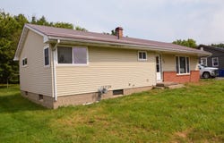 309 E Niagara Street, Garnavillo, IA 52049
