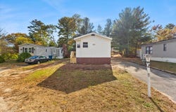 5 Marks Way, Carver, MA 02330