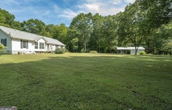 2324 Floyd Springs, Armuchee, GA 30105