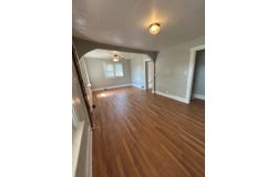 1236 Stewart Street, Des Moines, IA 50316