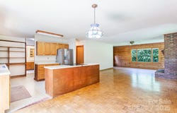 60 Treadway Drive, Marshall, NC 28753