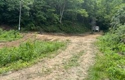 1085 Upper Boone Fork Road, Vancleve, KY 41385