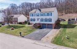 843 Hawk Valley Dr, Allegheny Twp, PA 15656