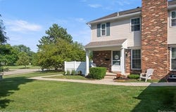 42105 Roscommon Street, Novi, MI 48167