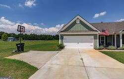 261 Adams Duncan, Hull, GA 30646