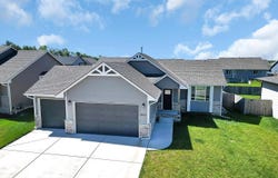 8617 E Chris St, Bel Aire, KS 67226