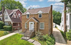 3698 Washington Boulevard, University Heights, OH 44118
