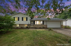 619 E Judd Street, Greenville, MI 48838