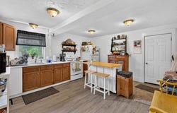 26 Humphrey Pl, Athol, MA 01331
