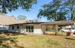 8724 Field Dr, Baton Rouge, LA 70809