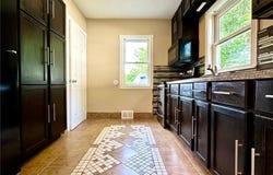1612 East Avenue, Worthington, MN 56187
