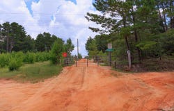 5337 Carousel Ln, Crestview, FL 32539