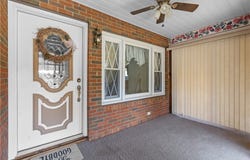 1213 Frank Ave, Jeannette, PA 15644