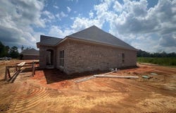 33 M D Thompson Rd, Moselle, MS 39459