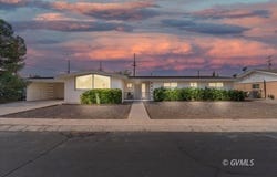 832 W Stirrup Dr, Safford, AZ 85546