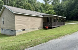 163 Ridge Rd, Sharps Chapel, TN 37866