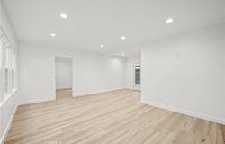 620 East Elmwood Avenue, Burbank, CA 91501