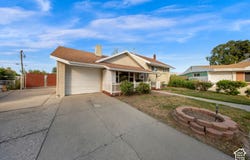556 W GREENLEAF Dr, Murray, UT 84123