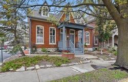 408 Jefferson Street, St Charles, MO 63301