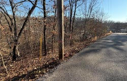 Scenic Drive, Eldon, MO 65026