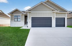 847 SW Cattail Road, Grimes, IA 50111