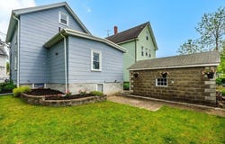 10 Elm Ct, Andover, MA 01810