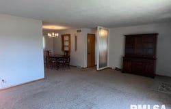 901 W WESTWOOD Drive, Peoria, IL 61614