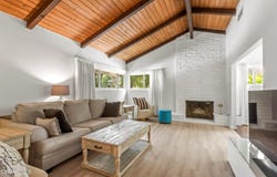 4230 Canoga Avenue, Woodland Hills, CA 91364