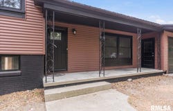 66 W Hazel Dell Lane, Springfield, IL 62703