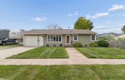 1240 Bush Avenue, Garner, IA 50438