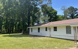 910 Jug Rd, Harrisonburg, LA 71240