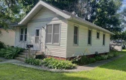 326 W Wabasha Street, St. Peter, MN 56082