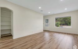 2950 S CYPRUS Ln W, Magna, UT 84044