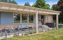 2111 Addison Ave E, Twin Falls, ID 83301