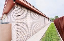 221 N Moorefield Road, Mission, TX 78572