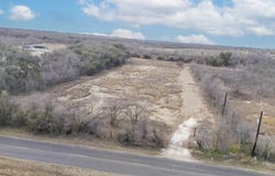 14119 Wheeler Rd, Atascosa, TX 78002