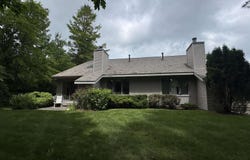 723 N Apple Tree Drive, Suttons Bay, MI 49682