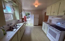 810 W 18TH AVE, Eugene, OR 97402