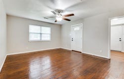 118 Nichols Street, Irving, TX 75060