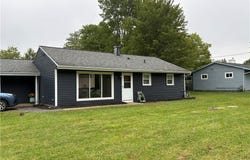 8264 Cedar Road, Chesterland, OH 44026