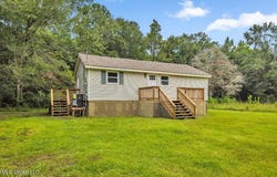 9209 Forsythia Drive, Moss Point, MS 39562
