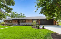 1600 Evergreen Ln, Lake Geneva, WI 53147