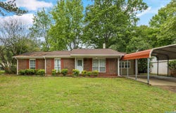 3612 White Oak Way SW, Huntsville, AL 35805