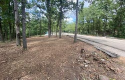 1028 Port Perry Dr, Perryville, MO 63775