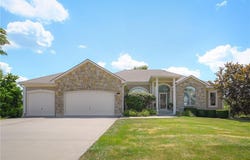 604 NE Twin Brook Drive, Lee's Summit, MO 64086