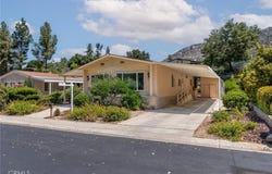 8975 Lawrence Welk, Escondido, CA 92026