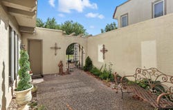 10 E Via Roma Dr, Wichita, KS 67230