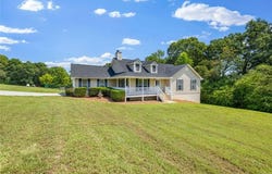 5075 Cromartie Road, Gillsville, GA 30543