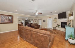 1419 Charles Avenue, Panhandle, TX 79068-9812