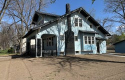 815 Lincoln Ave., Hebron, NE 68370